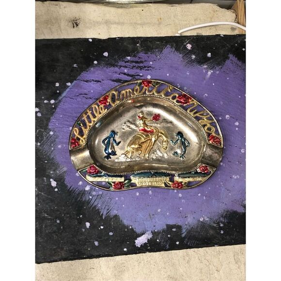 Vintage Little America Wyoming Tin Plate Embossed Ashtray Catch All Americana Ki - Picture 7 of 16